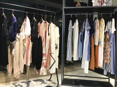 加工衣服在哪里拿貨比較多一點(diǎn)？揭秘創(chuàng)業(yè)者的熱門(mén)貨源地，開(kāi)啟財(cái)富新篇章！